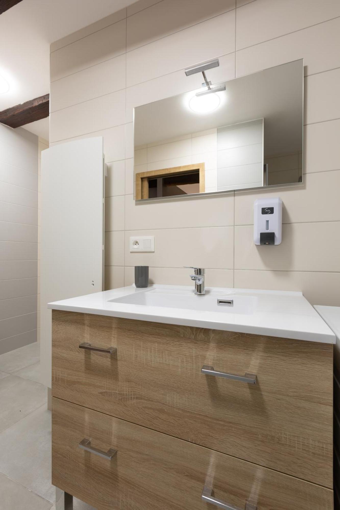 Le Rhenanus Jacques Taurellus - Appartement Duplex Au Calme - Centre Ville - Parking Gratuit Sélestat Exterior photo